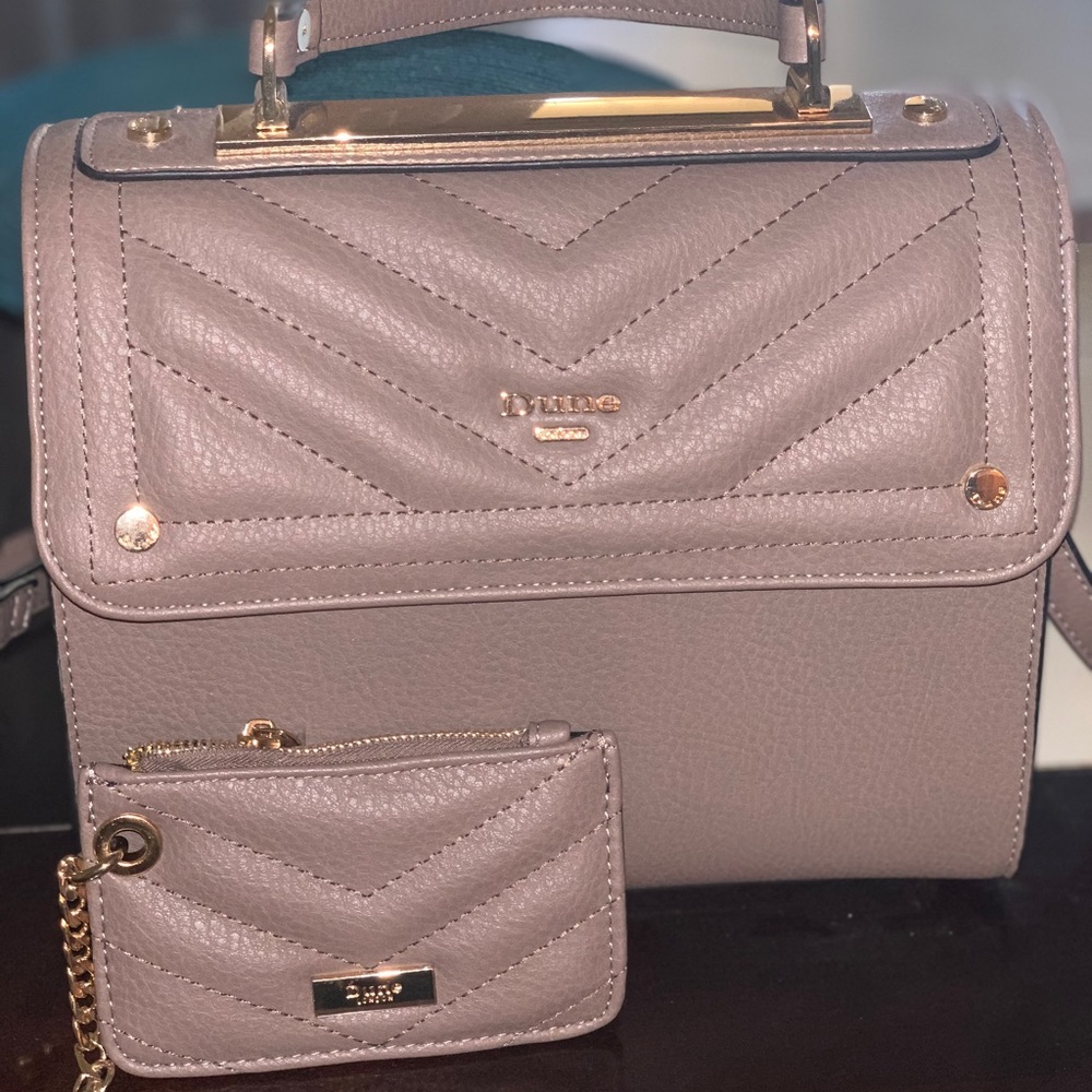 Shoulder bag